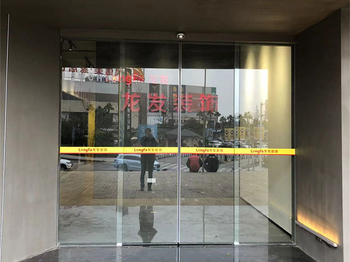 无框双开感应门